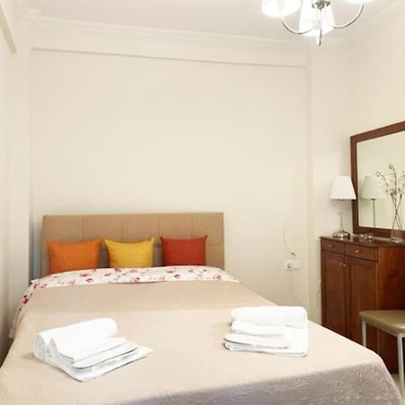 Crimson Suite: 1-Bedroom Apartment In Thessaloniki Tessalónica Exterior foto