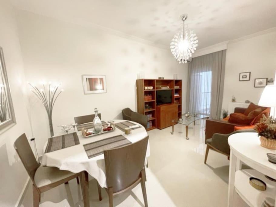 Crimson Suite: 1-Bedroom Apartment In Thessaloniki Tessalónica Exterior foto